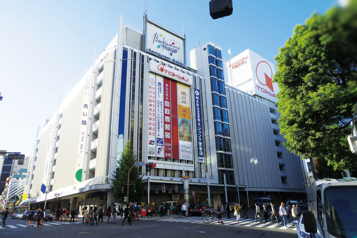 「渋谷109」はなぜ街の顔となったのか?東急はY字路、西武は十字路を押さえた深いワケ