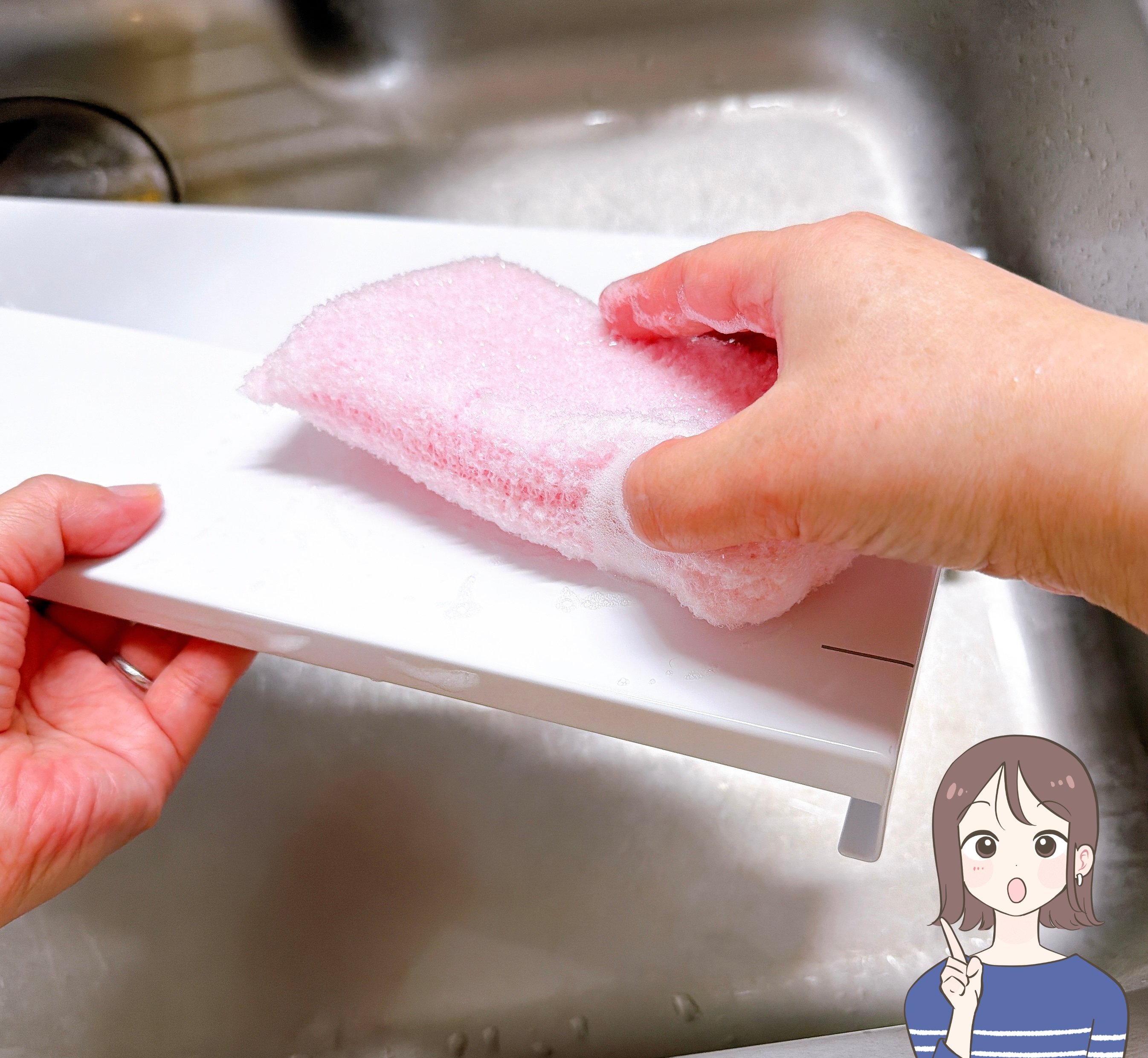 「もっと早く買えばよかった」「掃除する回数激減」山崎実業の“伸びる収納アイテム”でキッチンがスッキリした！《購入レビュー》