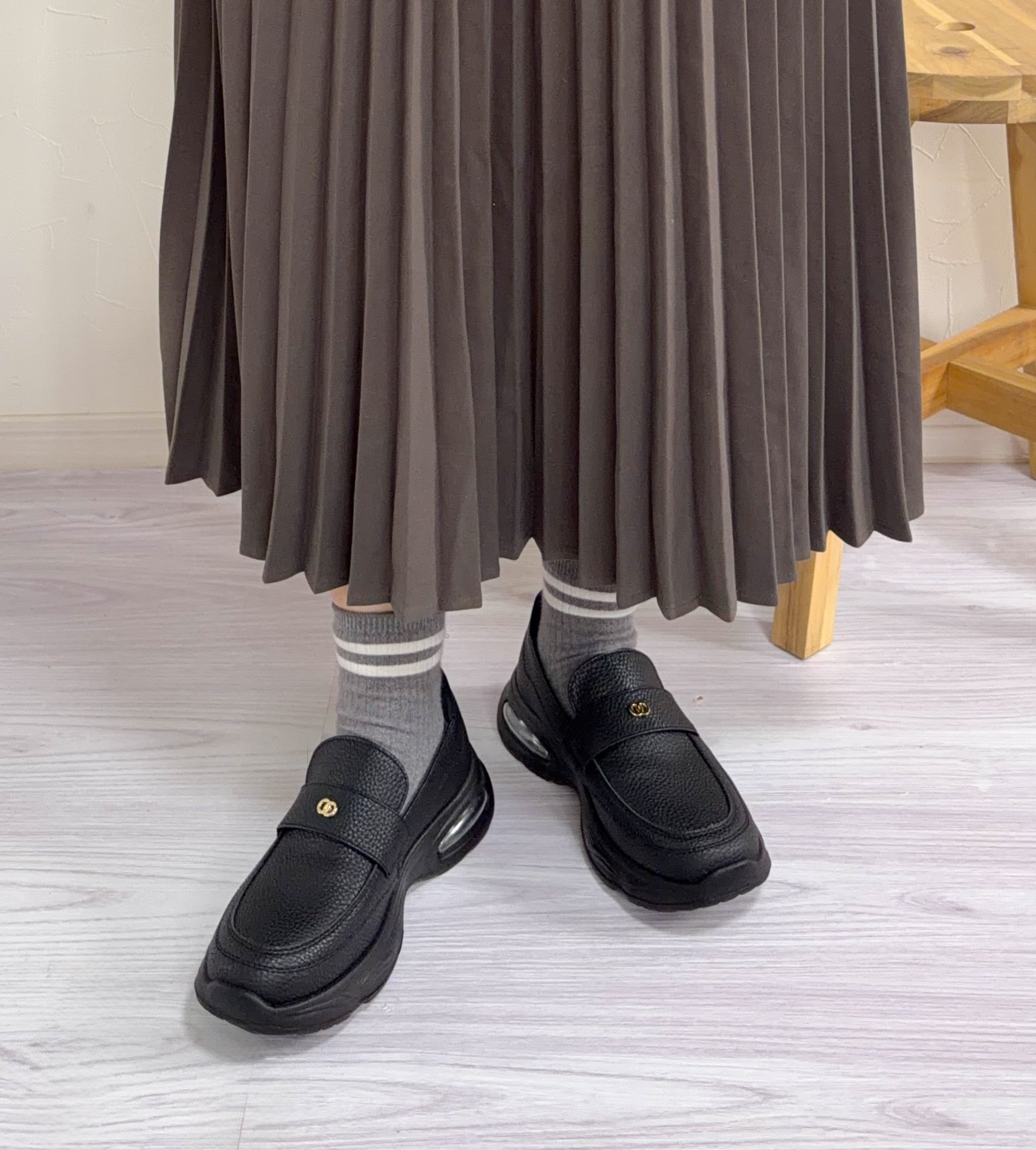 「何この安さ！」「とっても素敵」しまむらで“話題のトレンド靴”が買えるの嬉しすぎる…！軽くて履き心地のよさに感動しちゃった！《購入レビュー》