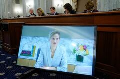フェイスブック、若年層取り込み巡り議員ら批判