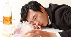 「寝る前のお酒」がもたらす“意外すぎる悪影響”とは？