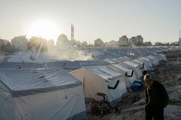 トルコ、大地震で「ホームレス危機」に直面