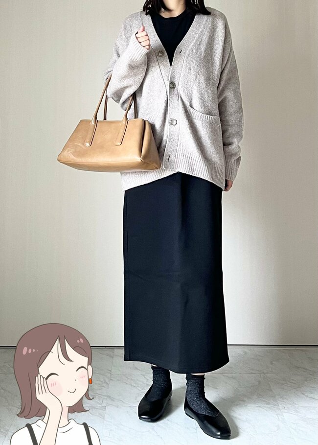 「色違いで買い足しました」GUの“ぽかぽかスカート”きれいめコーデにも使えて優秀です！「冬にはきたい暖かいスカート」「下にタイツを履くと寒さ知らずです」