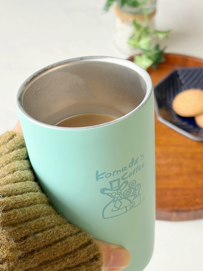 もう普通のコップに戻れないかも…!コメダ珈琲の「コメダおじさん柄コップ」かわいいのに優秀すぎる!