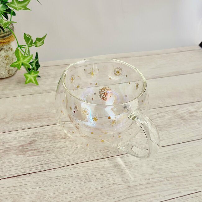 「一瞬で売り切れるよね」スターバックスの“バレンタイン限定カップ”めちゃくちゃ可愛くてビックリした！「まじでギリギリで買えた」「ラスイチ（店頭見本品）だった…！」