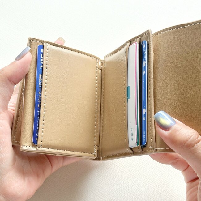カードや診察券が21枚入った！アフタヌーンティーの「おしゃれミニ財布」小銭が取り出しやすくて感動！《購入レビュー》