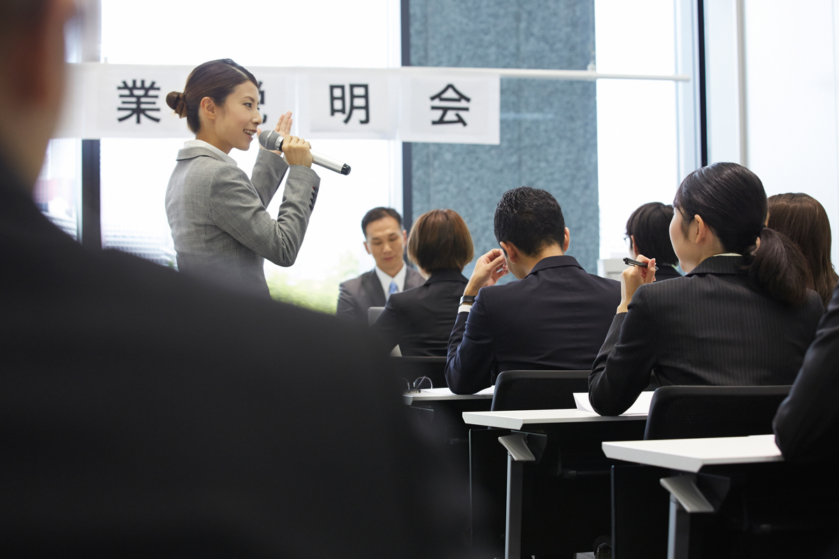 就活で難関大手企業にコネなし学生が挑むための「人脈術」