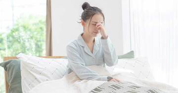 【花粉症の罠】外に干さないせいで「不眠」が加速? 鼻詰まりを劇的に変える“布団の呼吸”のさせ方