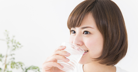 「水素水は体に良い」は本当か？効果の真偽を徹底検証