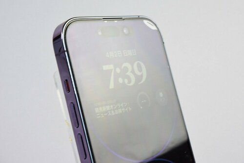 筆者のスマホはガラスフィルムを貼っている