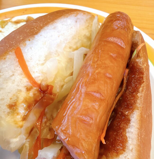 「写真の2倍くらいデカい」「これ軽食じゃないよ」コメダ珈琲の“やりすぎメニュー”想像以上のボリュームだった！「普通の倍くらいの食べ応え…」《実食レビュー》