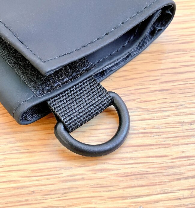 もう普通の財布に戻れないかも…！ダイソーの“お札もカードも入るミニ財布”ガバッと開いて使いやすい！《購入レビュー》