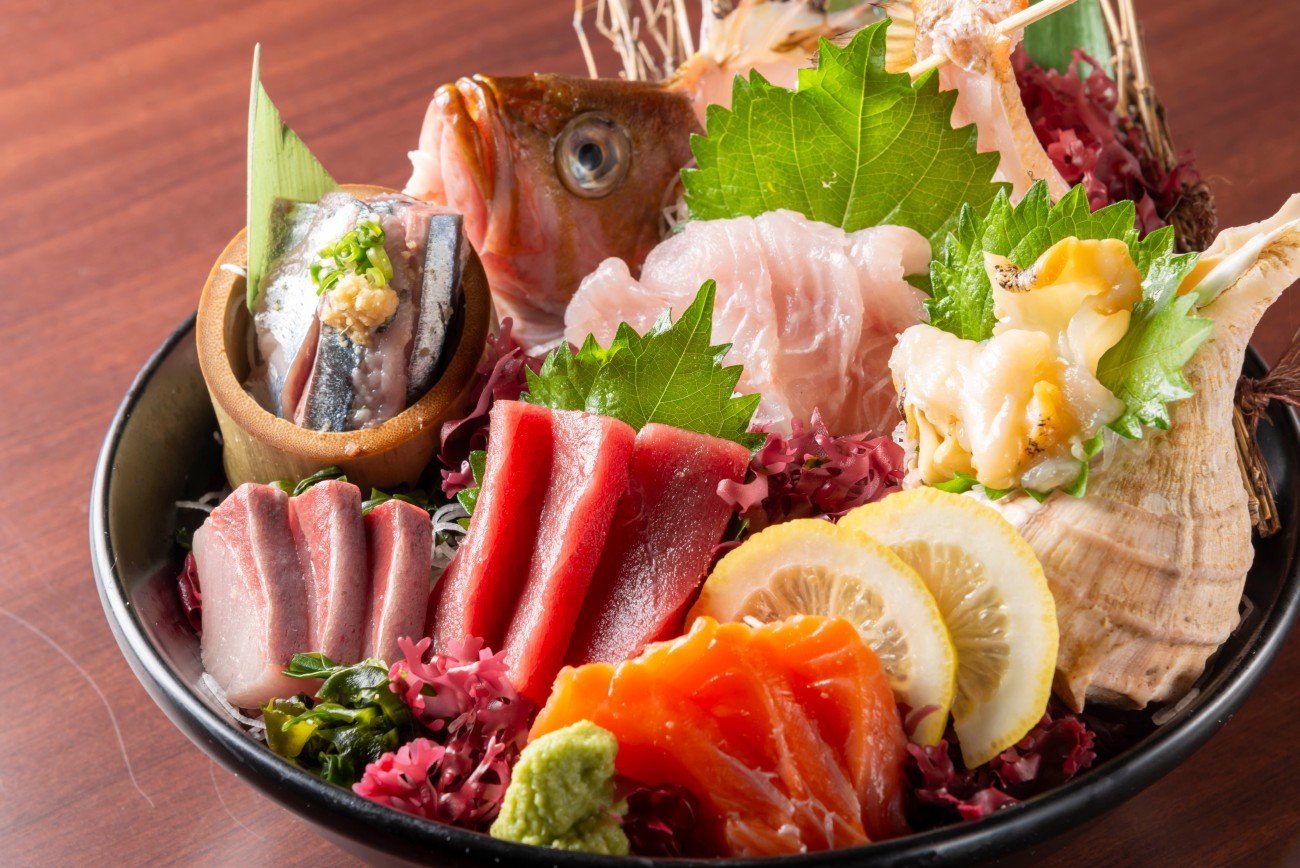 【自治体格差】「うちの魚は新鮮です」だけじゃダメ。客を呼べる地方と埋もれる地方の決定的な違いは？