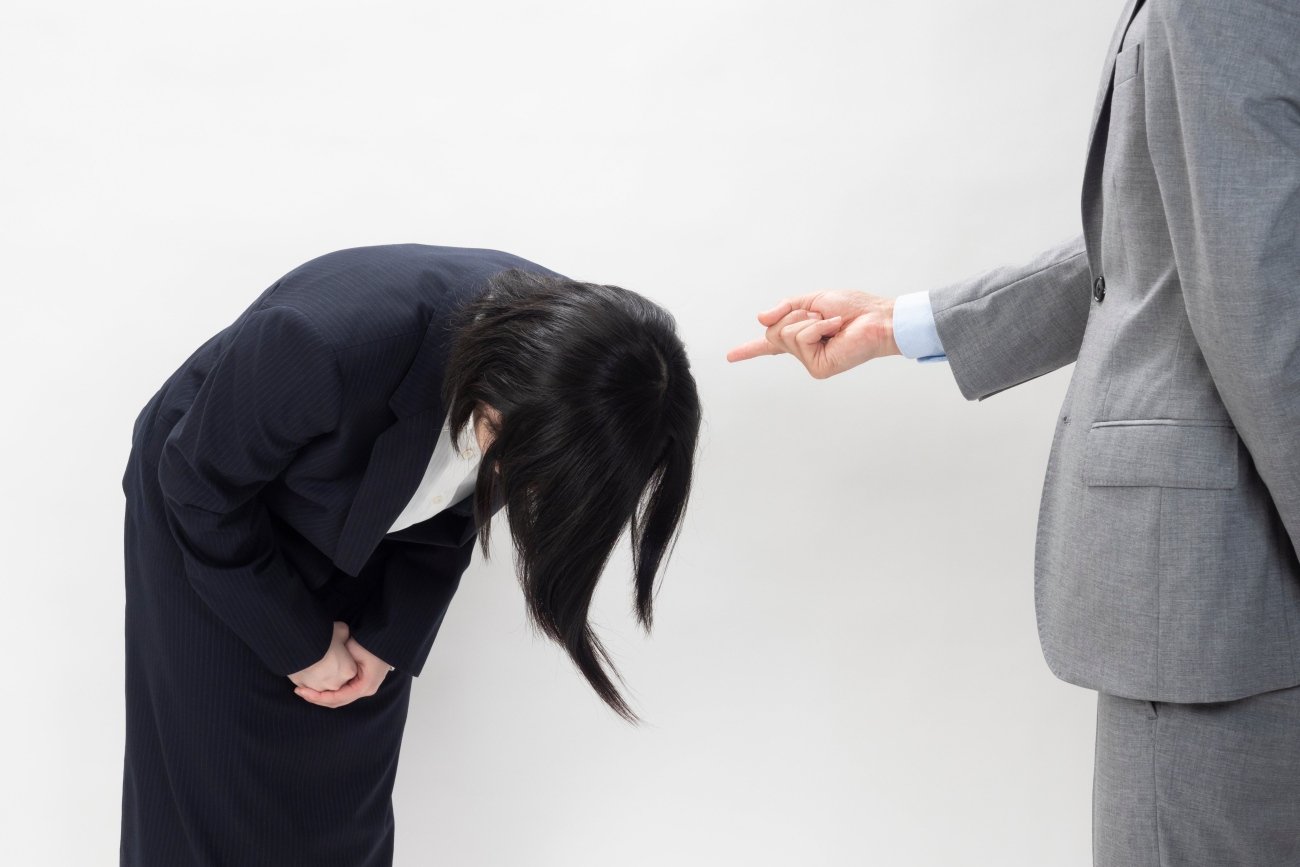 「会議、どうだった?」と聞いてくる人は頭が悪い。“頭が良い人”はどう聞いている?