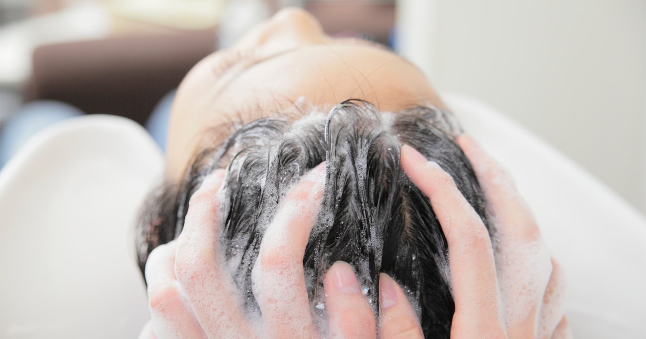 「夏の薄毛や抜け毛」を防ぐ正しいシャンプー方法とは - News&Analysis