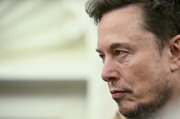 マスク氏のxAI、最大120億ドル調達へ　PEと協力
