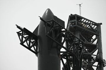 ロケット打ち上げ、スペースXが事実上独占