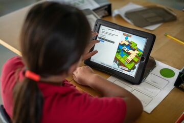 アップルが考える2020年のコンピュータ