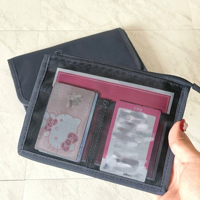 お薬手帳がピッタリ入る！無印良品の“ぺたんこケース”診察券が30枚も収納できて便利！「私の中ではヒット商品」「本当に買ってよかった」《購入レビュー》