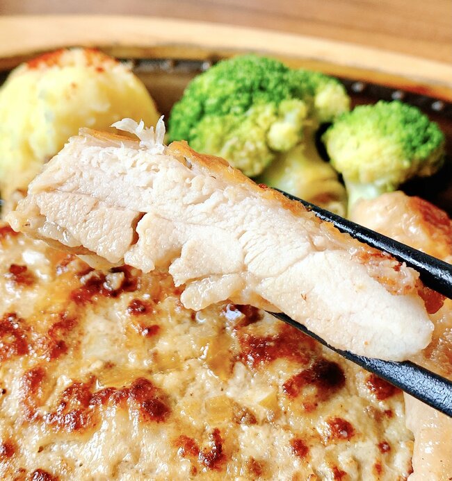 「ハンバーグより美味い」びっくりドンキーの“まさかの新メニュー”ご飯を食べる手が止まらない…！「美味すぎて神」「めちゃウマだったんだけど」