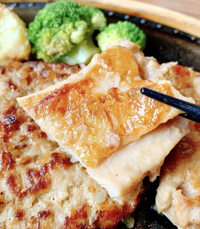 「ハンバーグより美味い」びっくりドンキーの“まさかの新メニュー”ご飯を食べる手が止まらない…！「美味すぎて神」「めちゃウマだったんだけど」