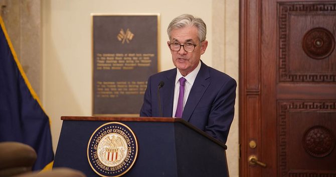 パウエル議長