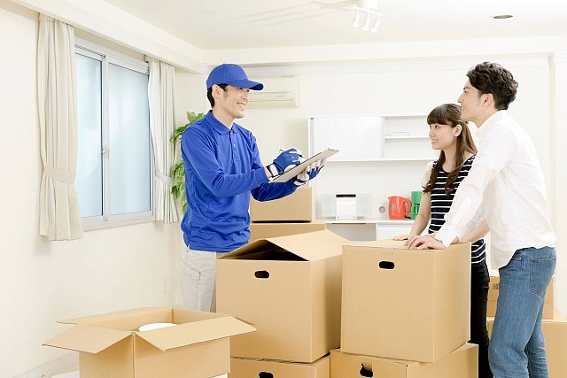 引越し業界の人手不足や働き方改革が影響しています。