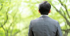 がんばっている若手教員が疲労困ぱい！これからの先生をどう励ましたらいいですか？