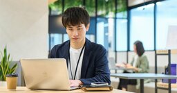 仕事中に「スマホを見たくなる自分」に打ち勝つシンプルな方法