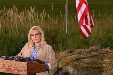 チェイニー氏、トランプ派標的に　政治グループ立ち上げ