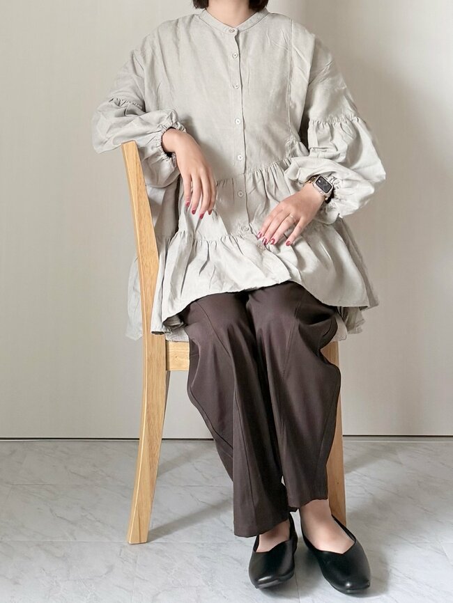 【しまむら】1枚着るだけでコーデがサマになる!おしりまで隠れる「ふんわりブラウス」オシャレに体型カバーできて感動!《着用レビュー》