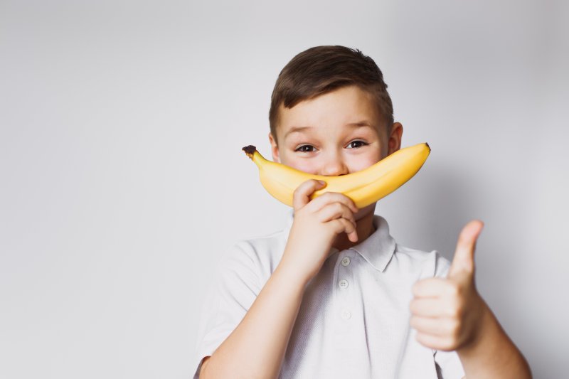 医者が「子どもの朝食にプラスしてほしい果物」はバナナ。あともう1つは何?