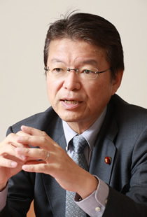長妻昭・前厚生労働大臣 核心インタビュー「年金記録問題やムダの削減では手応えを感じた。社会保障改革への提言を続け、国民に信を問いたい」
