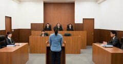 夫の遺族年金「戸籍上の妻」と「内縁の妻」のどっちが受け取る?裁判所が下した意外な判決