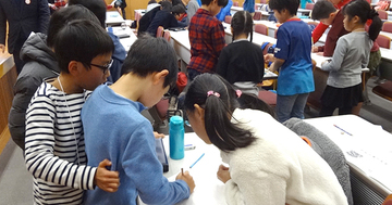 「50mを走る速さとお年玉の額の因果関係は?」小学生から始めたい探究の学び