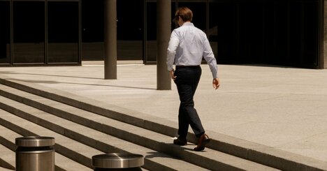 消えゆくホワイトカラーの雇用、AI導入広がる中