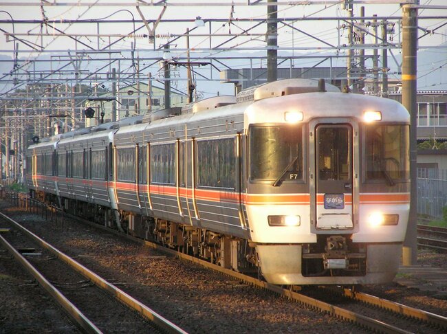 夜行列車が復活ブームなのに…「東京～大阪」での増便を阻む「JR3社の壁」