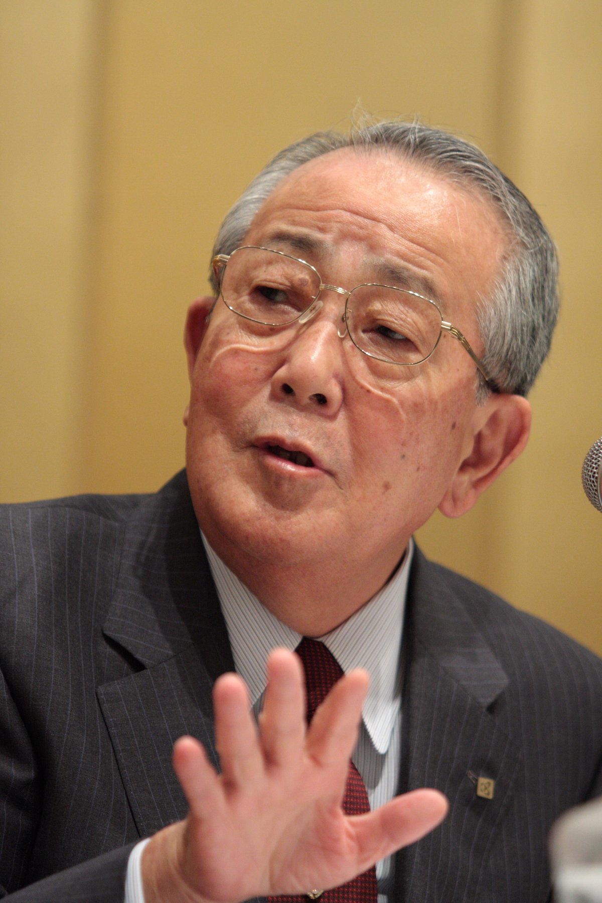 KDDI高橋誠社長が明かす「稲盛和夫さんと過ごした新人時代」の幸運