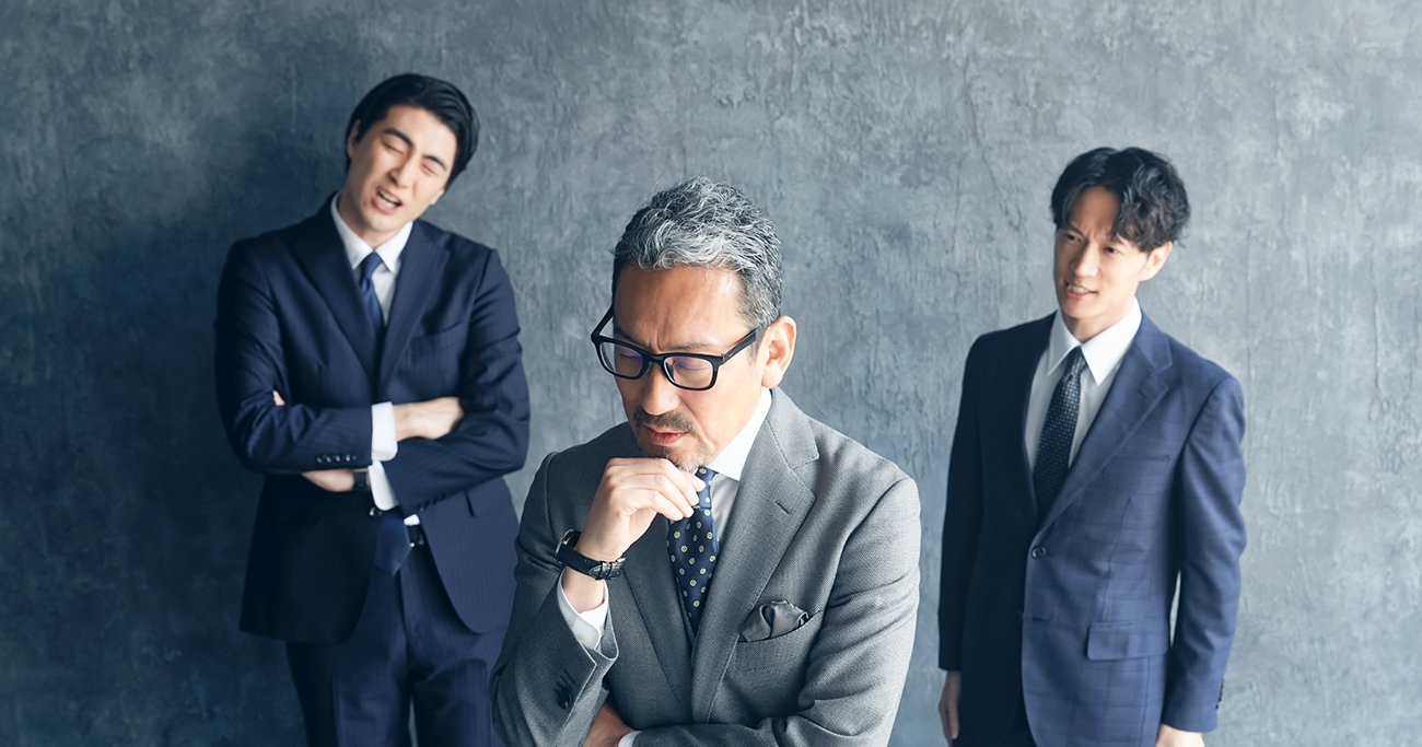 部下を前に悩む上司