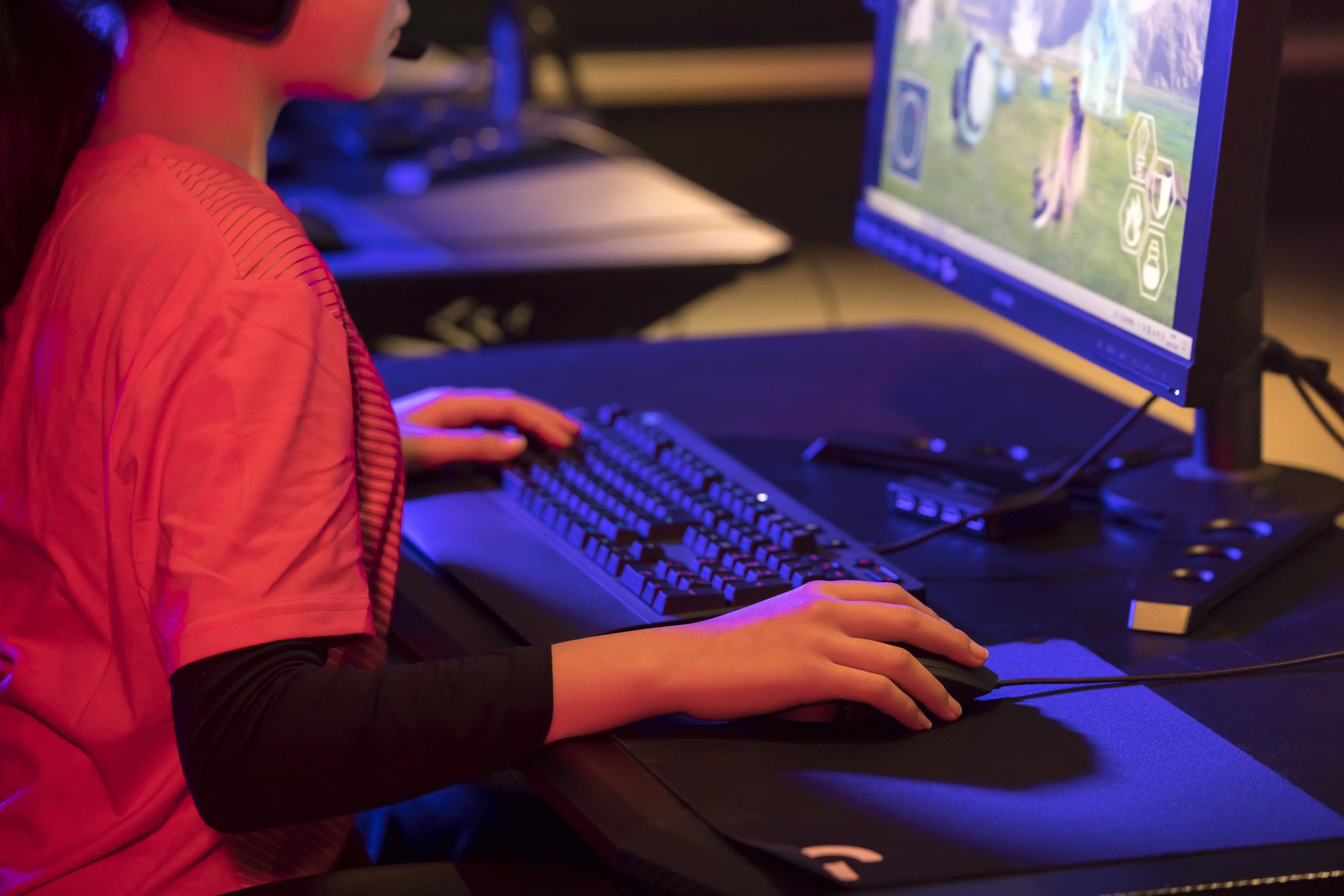 「中学行かない宣言」の小学生ゲーム実況YouTuber、あえて公言したことへの賛否を考える
