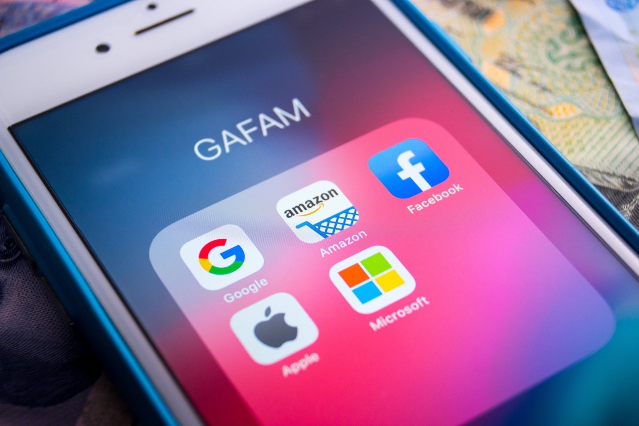 リストラのニュースが絶えないGAFAM、実は従業員数が減っていない本当の理由