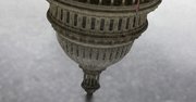 トランプ氏弾劾、「権力乱用」と「議会妨害」は妥当か