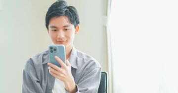 「無料でYouTubeやSNSを見る人」が気づかずに払っている、痛すぎる代償