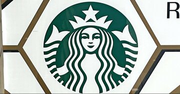 「予想以上に可愛くて2個捕獲」スタバの“ハロウィン限定グッズ”ドリンク券付きでお得感すごい！「かわいーっ」「一目惚れ」《購入レビュー》