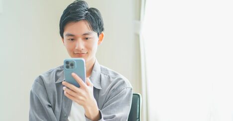 「無料でYouTubeやSNSを見る人」が気づかずに払っている、痛すぎる代償