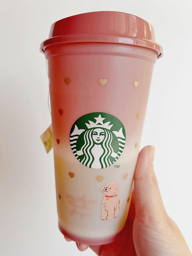 「一瞬で売り切れるよね」スターバックスの“バレンタイン限定カップ”めちゃくちゃ可愛くてビックリした！「まじでギリギリで買えた」「ラスイチ（店頭見本品）だった…！」