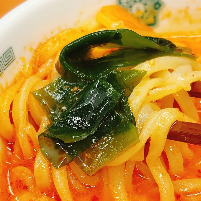 「普通にめちゃうま」「お腹いっぱい」日高屋の“ボリューム満点メニュー”ガッツリ感がたまらない！「900キロカロリーで震えている」