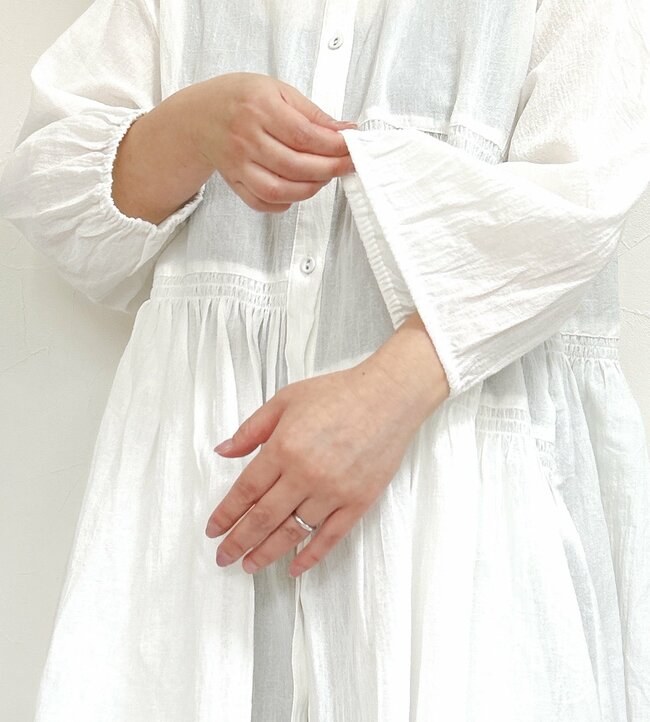 すぽんと着るだけで大人かわいい！しまむらの「ワンピースみたいなブラウス」お尻まですっぽり隠せるのが嬉しい！