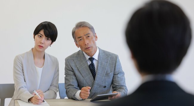 候補者から悪い印象を受ける面接官のイメージ。