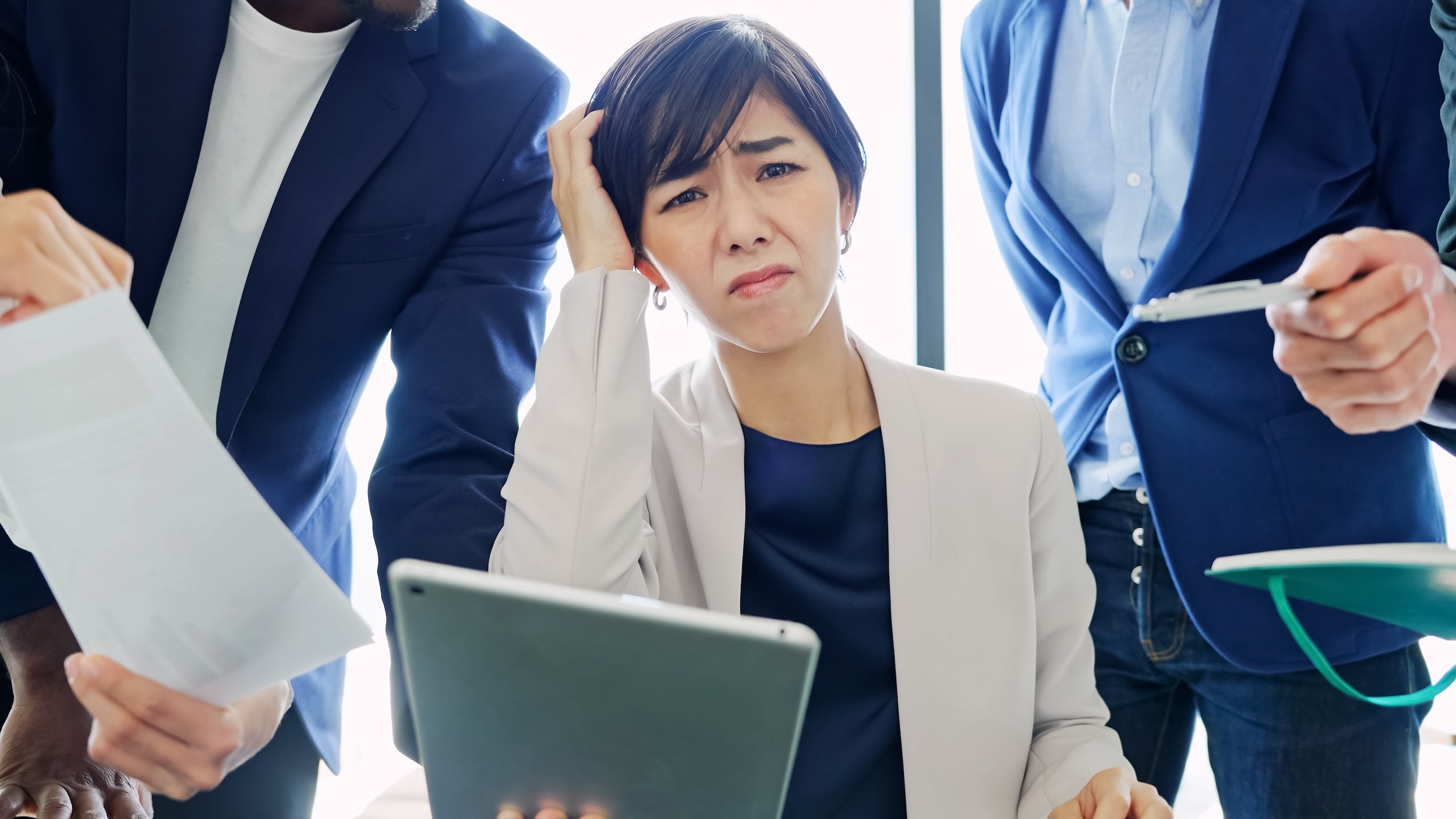 三流のリーダーは「パワハラ」をする、二流は「パワハラ」を恐れすぎて優しい。では超一流は?